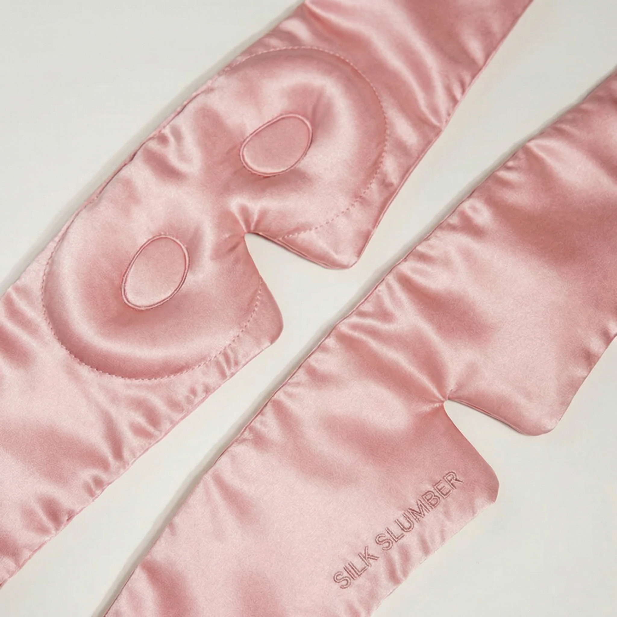 Aura Sleep Mask - SilkSlumber™